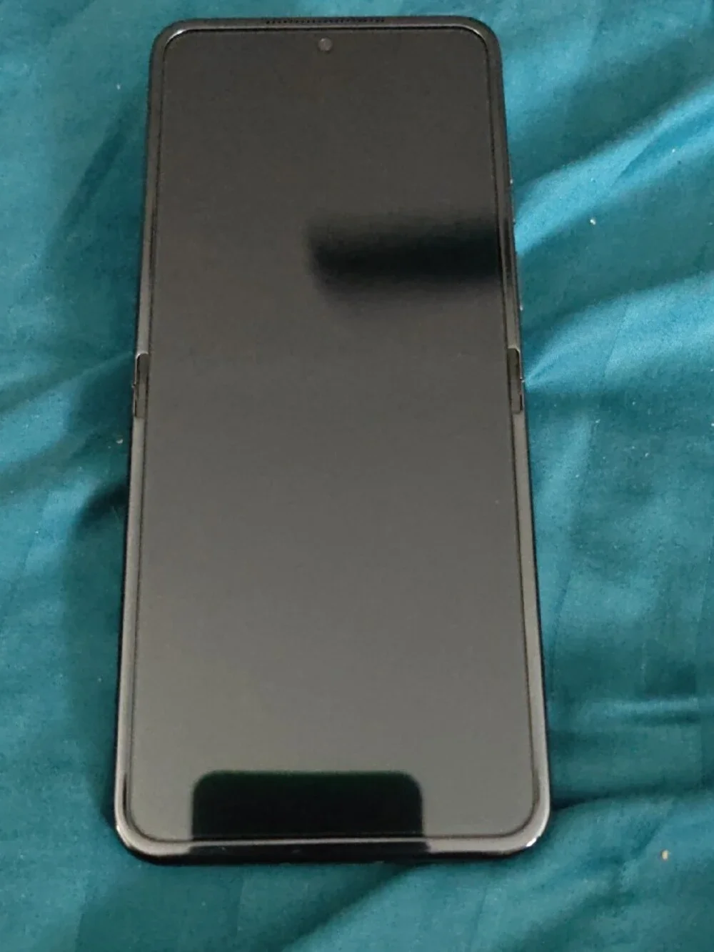 Motorola Razr Foldable Smartphone - Black